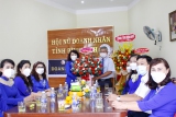 Đồng chí Hồ Sĩ Dũng - Phó Chủ tịch Ủy ban MTTQ Việt Nam tỉnh thăm và chúc mừng Hội Nữ Doanh nhân tỉnh Bình Định