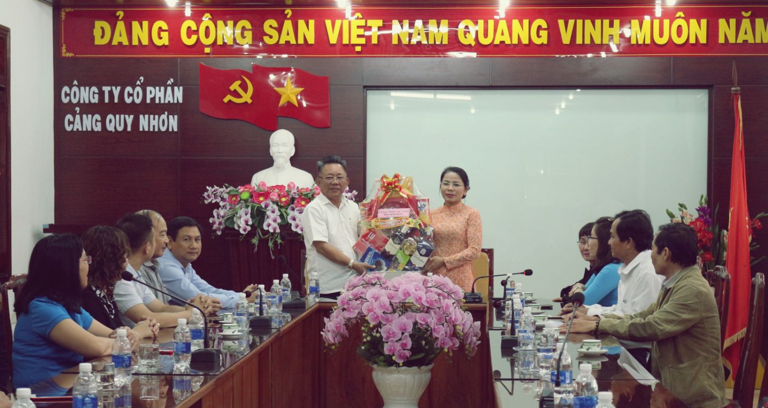 Lãnh đạo Ủy ban MTTQ Việt Nam tỉnh thăm và chúc tết các Doanh nghiệp trên địa bàn tỉnh nhân dịp Tết Nguyên đán Canh Tý 2020