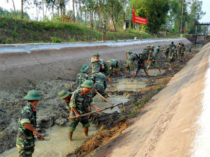 LỰC LƯỢNG VŨ TRANG TỈNH CHUNG TAY VÌ NGƯỜI NGHÈO