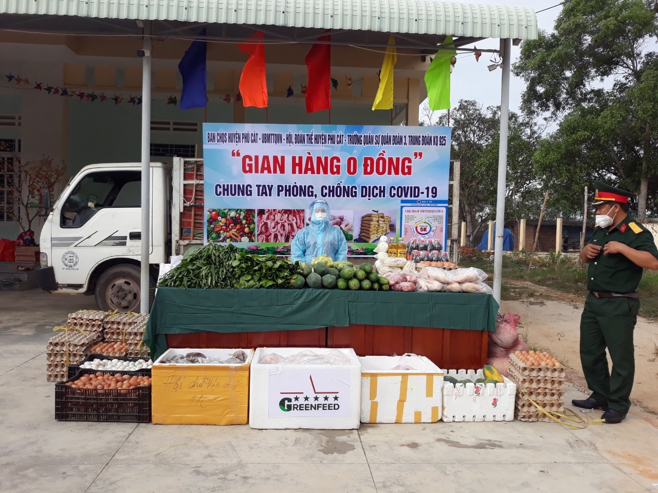 “Gian hàng 0 đồng” tổ chức tại xã Cát Tường