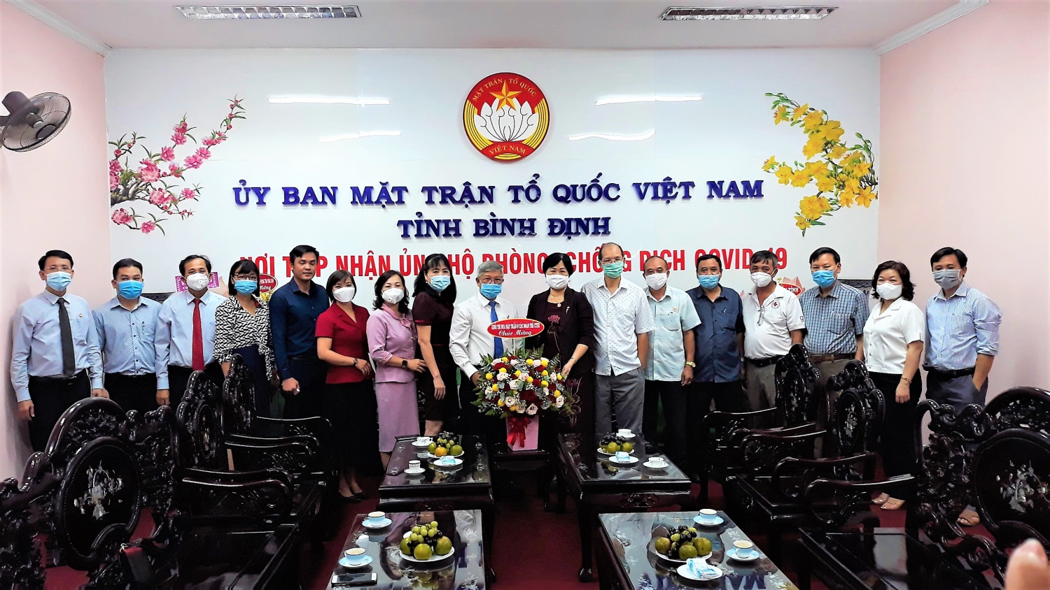 Khối Thi đua Mặt trận và các Hội, Đoàn thể tỉnh chúc mừng Ủy ban MTTQ Việt Nam tỉnh