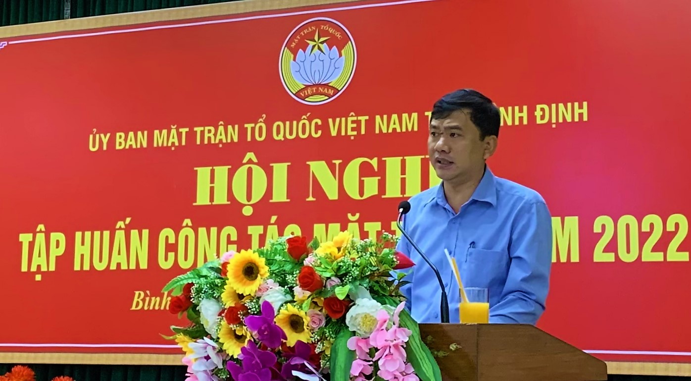 ông Nguyễn Xuân Vĩnh - Tỉnh ủy viên, Phó Chủ tịch Thường trực Ủy ban MTTQ Việt Nam tỉnh phát biểu bế mạc